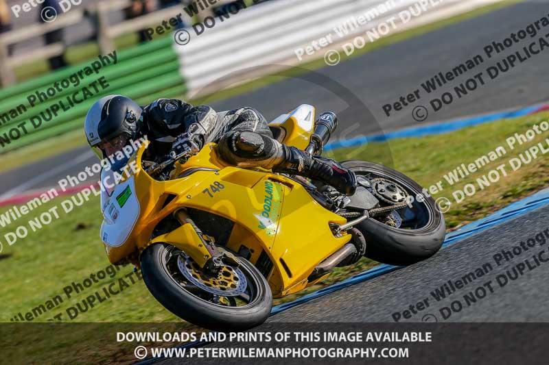 PJM Wedding Photography;enduro digital images;event digital images;eventdigitalimages;mallory park;mallory park photographs;mallory park trackday;mallory park trackday photographs;no limits trackdays;peter wileman photography;racing digital images;trackday digital images;trackday photos